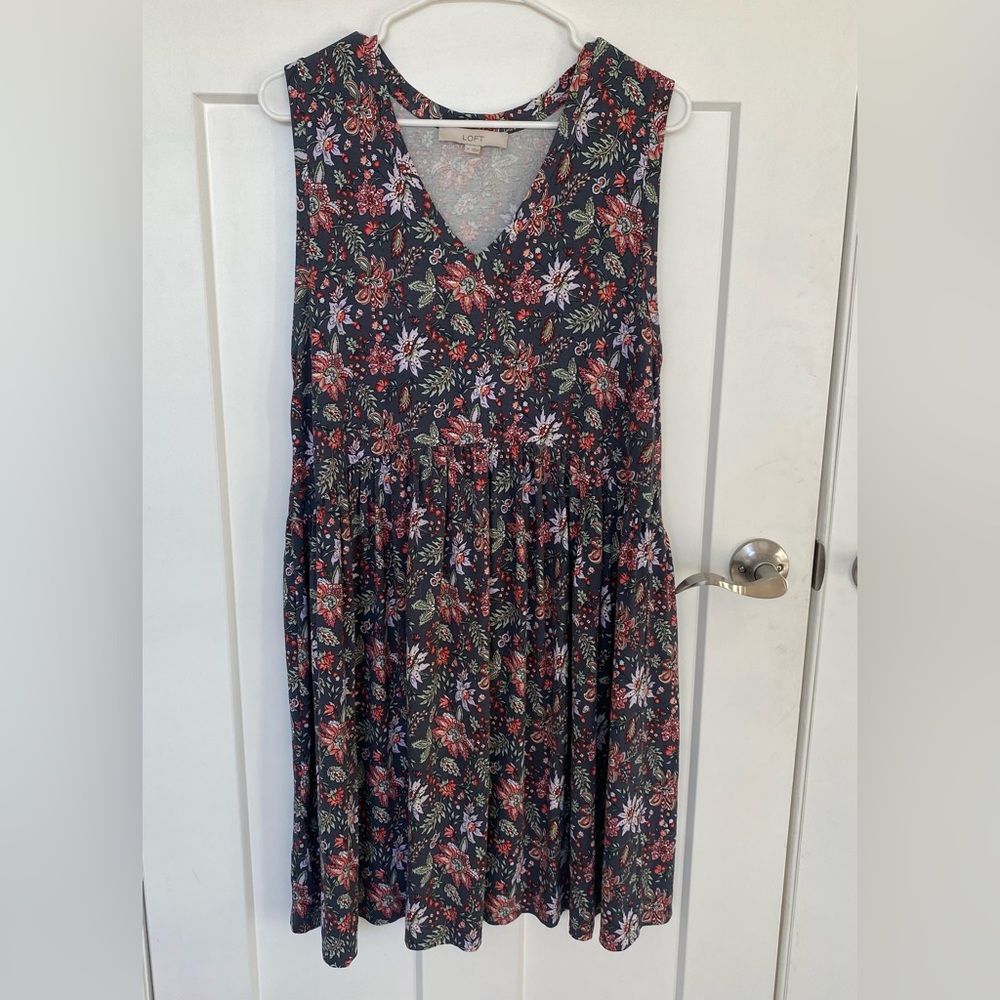 LOFT Medium Sleeveless Floral Swing Dress